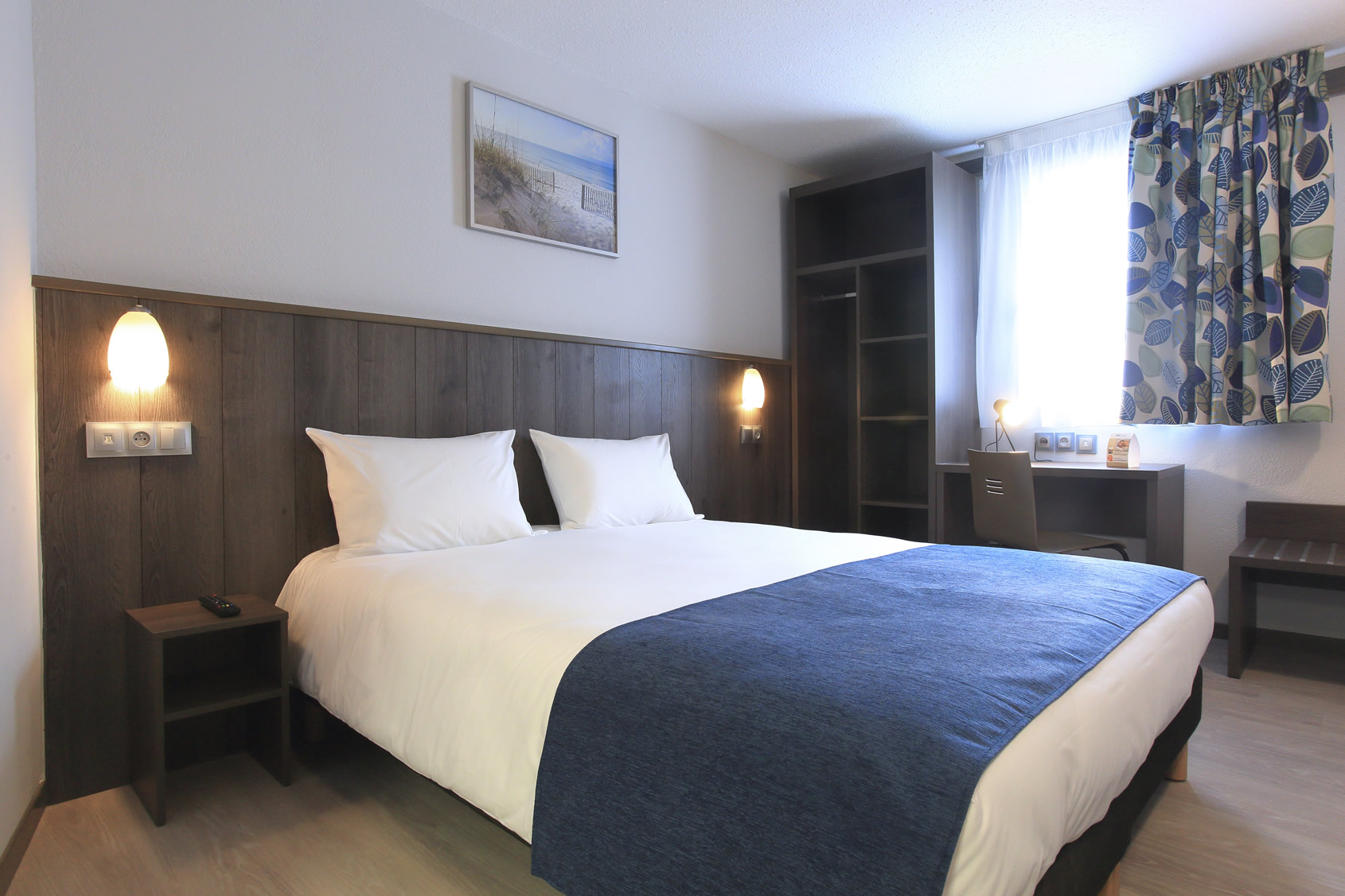 BRIT HOTEL CONFORT CALAIS