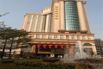 GRAND ROYAL