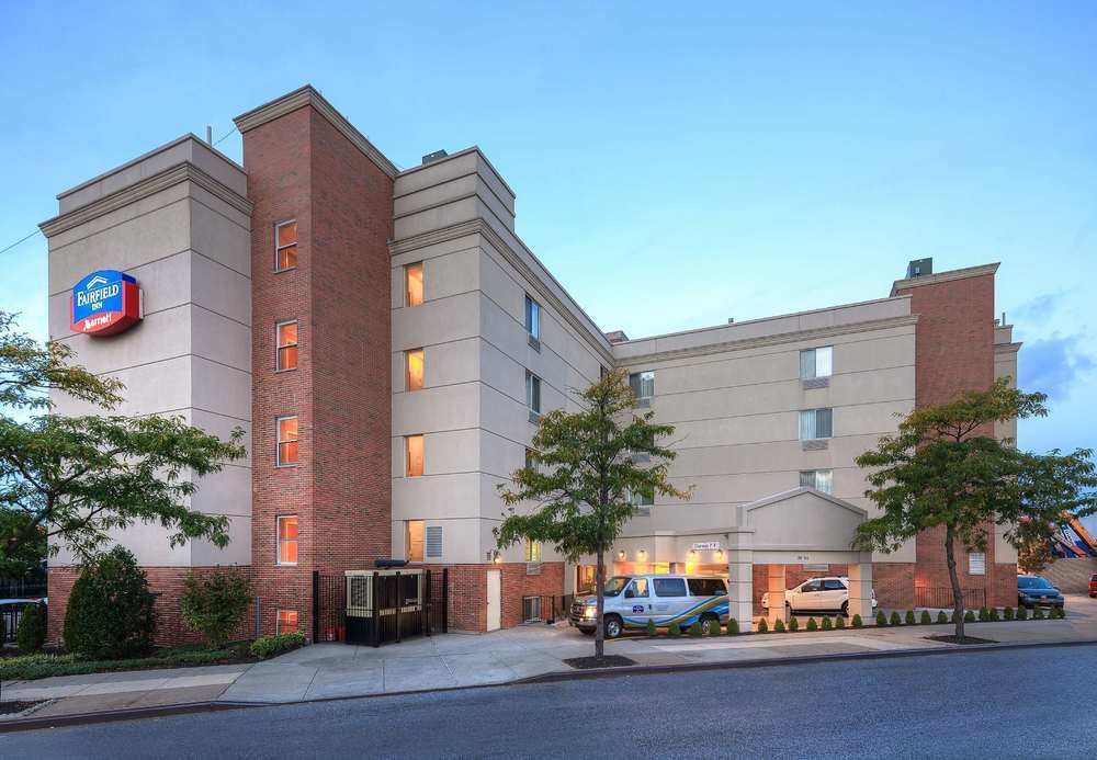 FAIRFIELD INN NEW YORK LAGUARDIA AIRPORT/FLUSHING