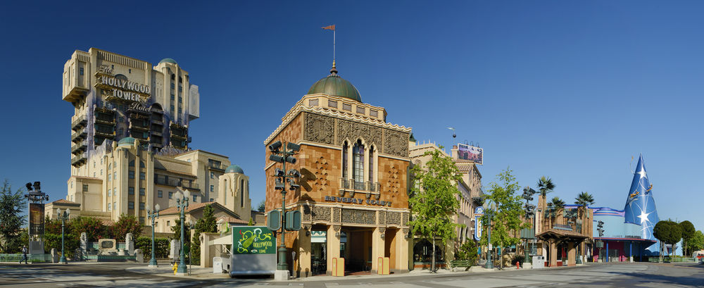 DISNEY'S HOTEL CHEYENNE