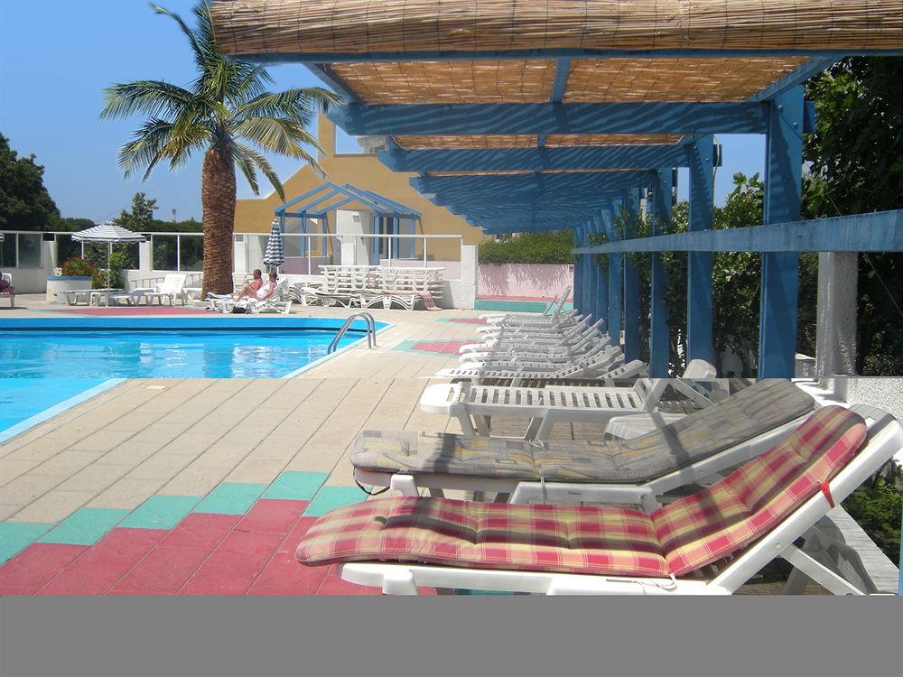SUMMER DREAM HOTEL