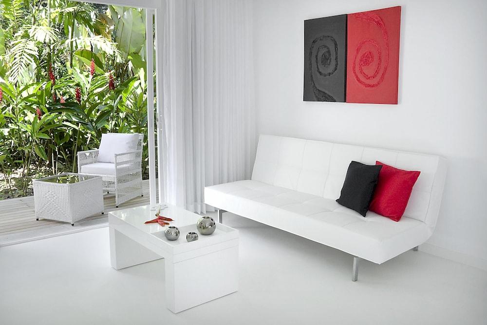 LE CAMELEON BOUTIQUE RESORT