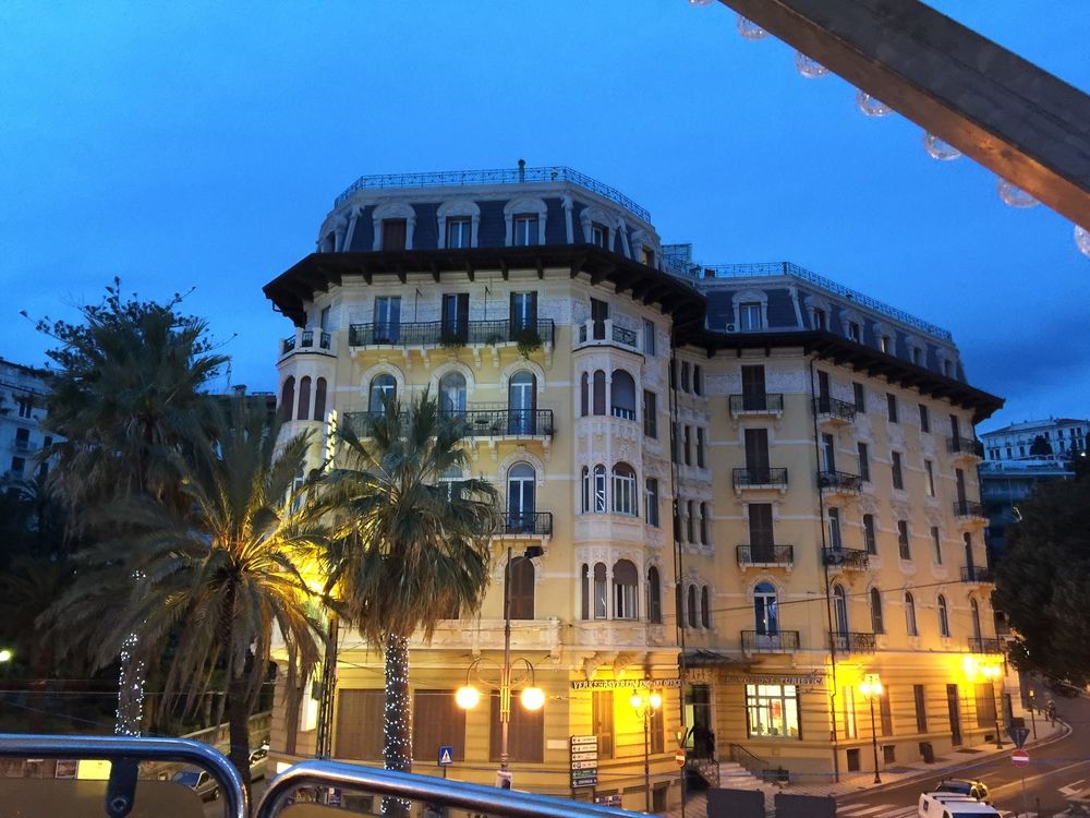 LOLLI PALACE