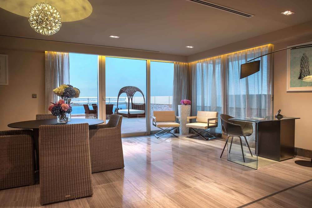 ART ROTANA AMWAJ ISLANDS