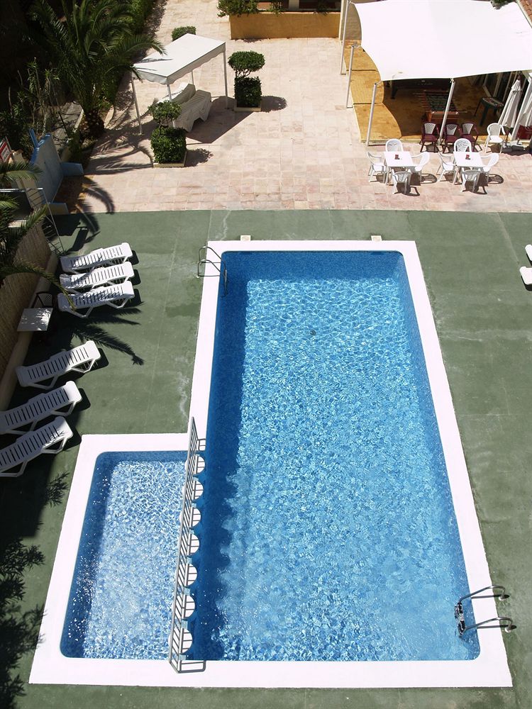 ARLANZA JET APARTMENTS ADULTS ONLY 18+