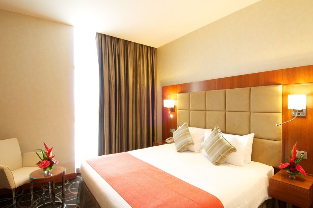 Montreal Barsha Hotel