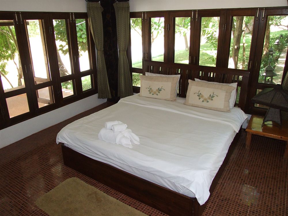 Baan Namping Riverside Village Chiang Mai