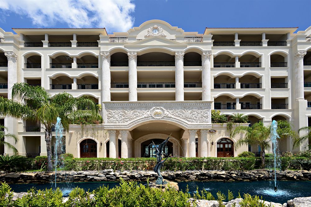 THE LANDMARK OF COZUMEL