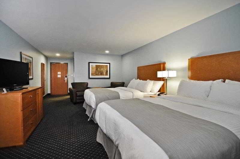 BEST WESTERN PLUS WOODSTOCK HOTEL AND CONFERENCE C