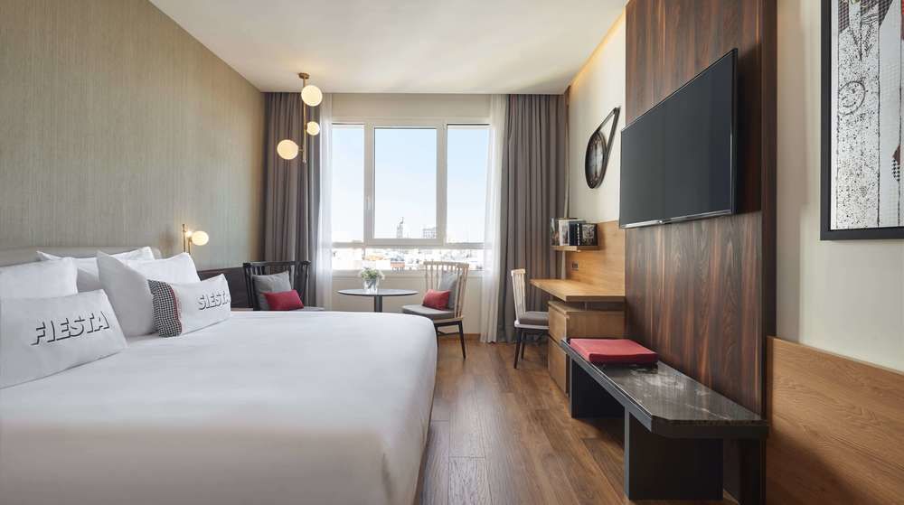 Hyatt Centric Gran Via Madrid - Hotel cerca del Centro de la Real Federacion Española de Golf S.a.