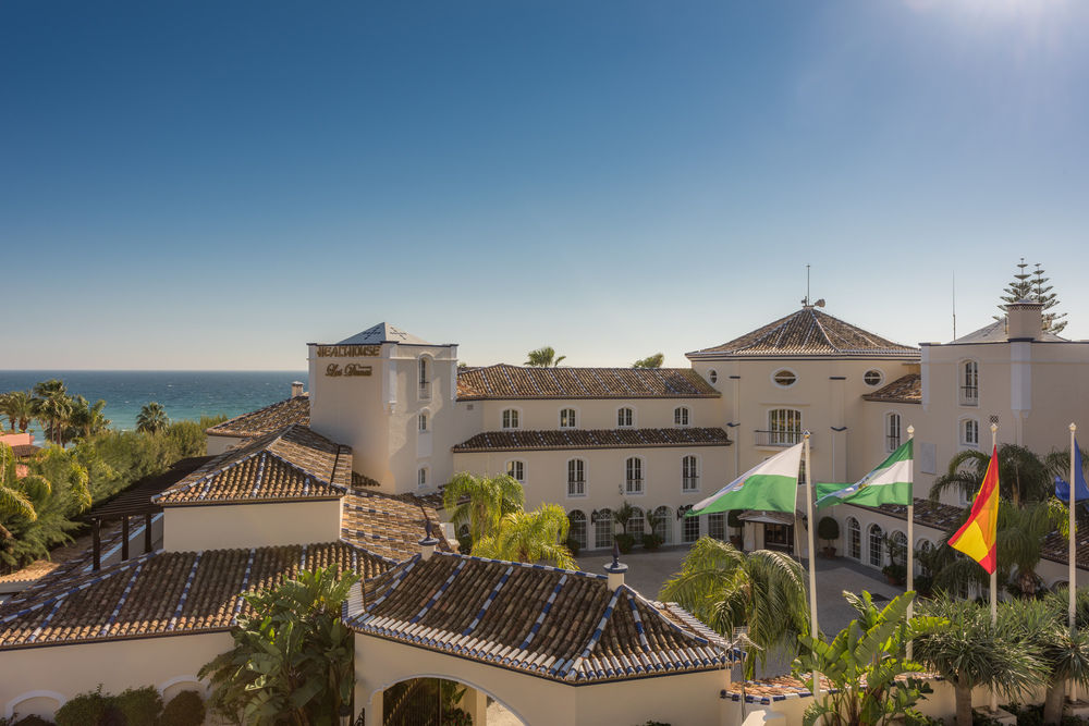 HEALTHOUSE LAS DUNAS 5 ESTRELLAS GL HEALTH & BEACH - Hotel cerca del Club Estepona Golf