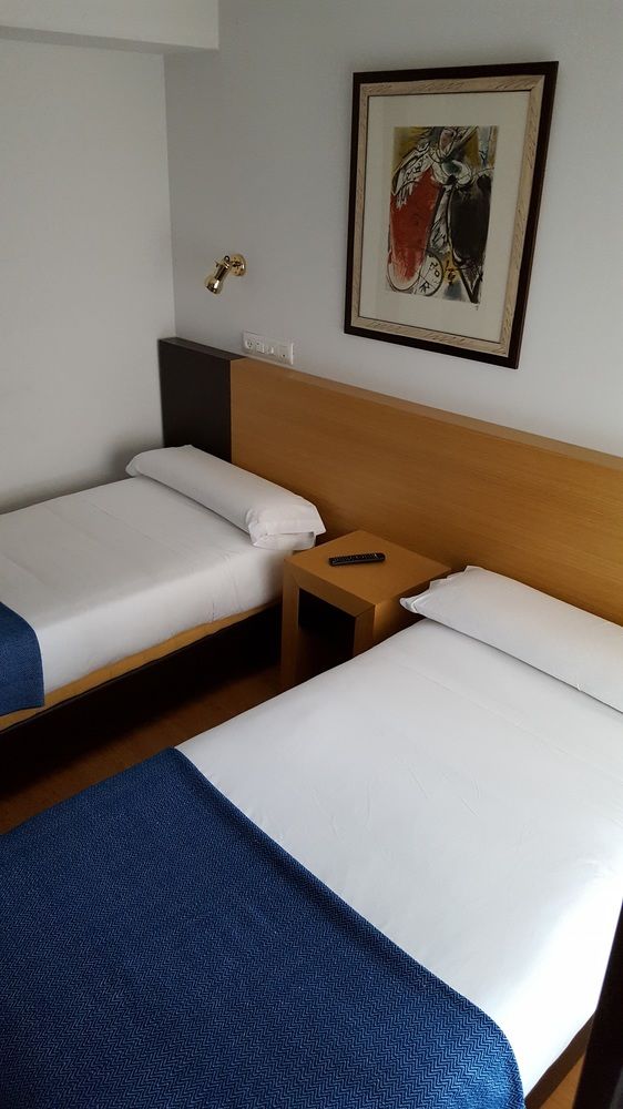 HOSTAL COSTA GIJÓN