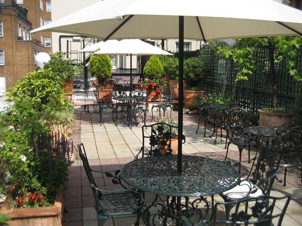SEARCYS ROOF GARDEN ROOMS