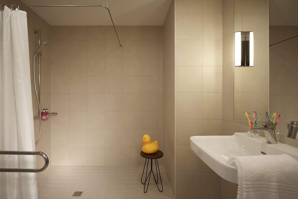 room photo