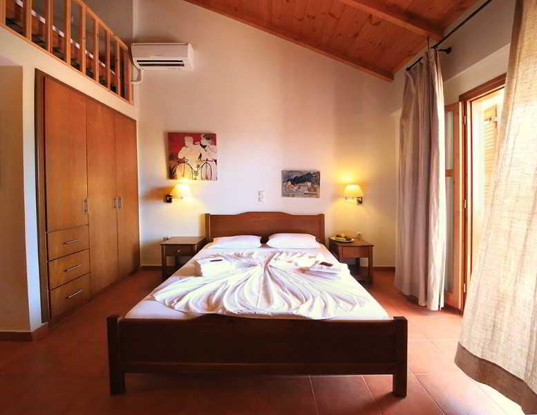 XENIOS HOTEL