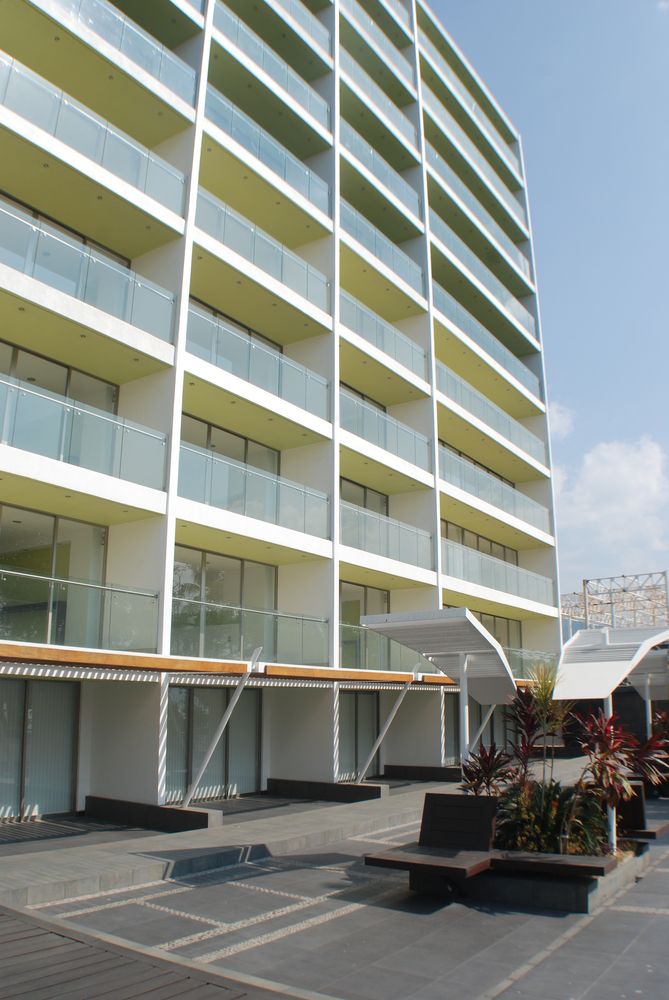 Ramada by Wyndham Acapulco Hotel & Suites