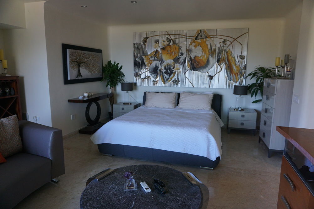 VILLA ARMONIA LUXURY SUITES