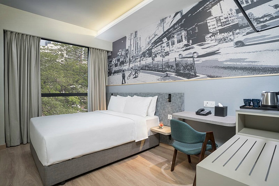 room photo