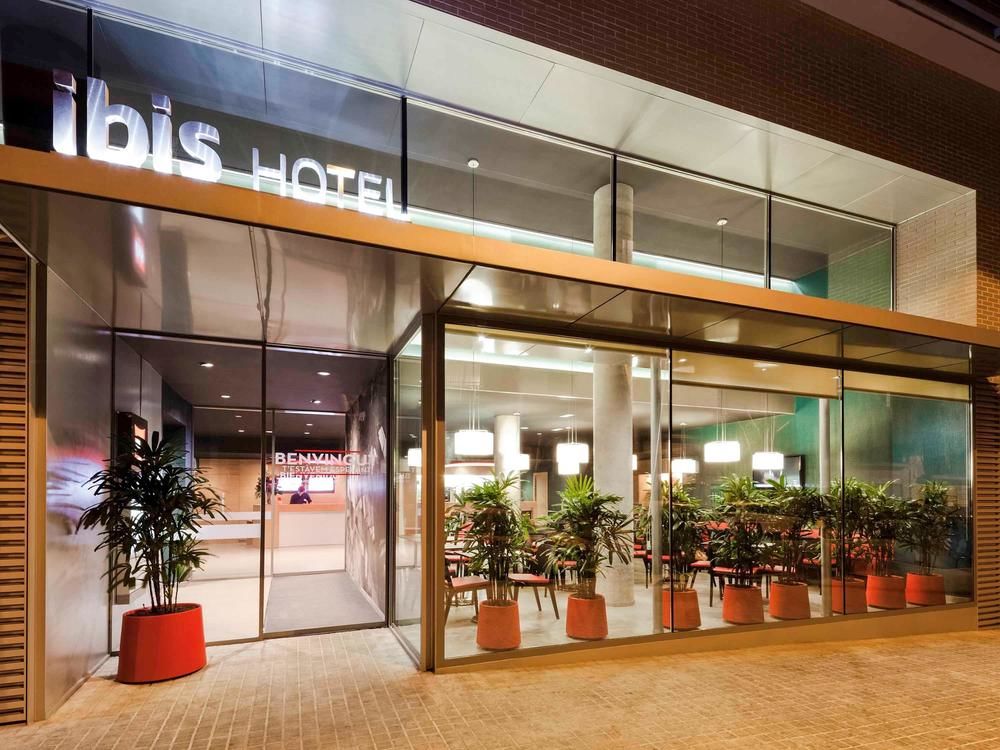 Ibis Barcelona Centro - Hotel cerca del Salón SienTé