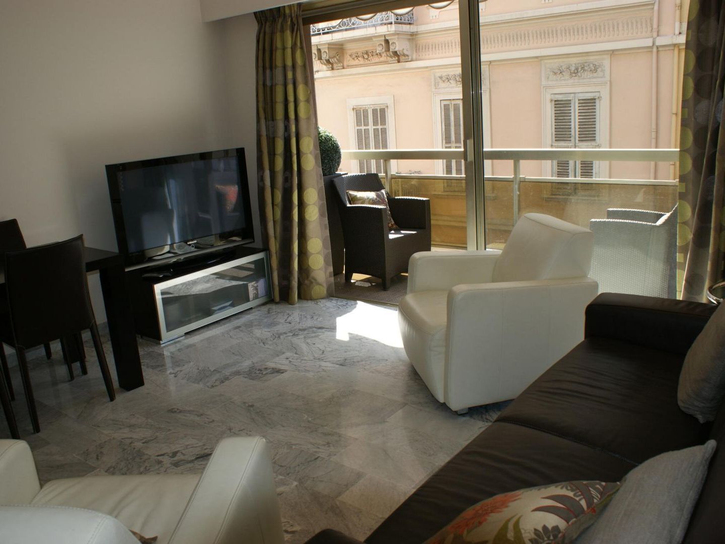 3 PIÈCES BALCON PROCHE CROISETTE, VUE MER LATÉRALE - MIN2