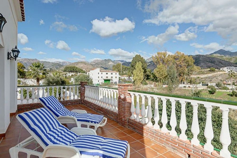 VILLA EL VALLAO CANOVAS NERJA