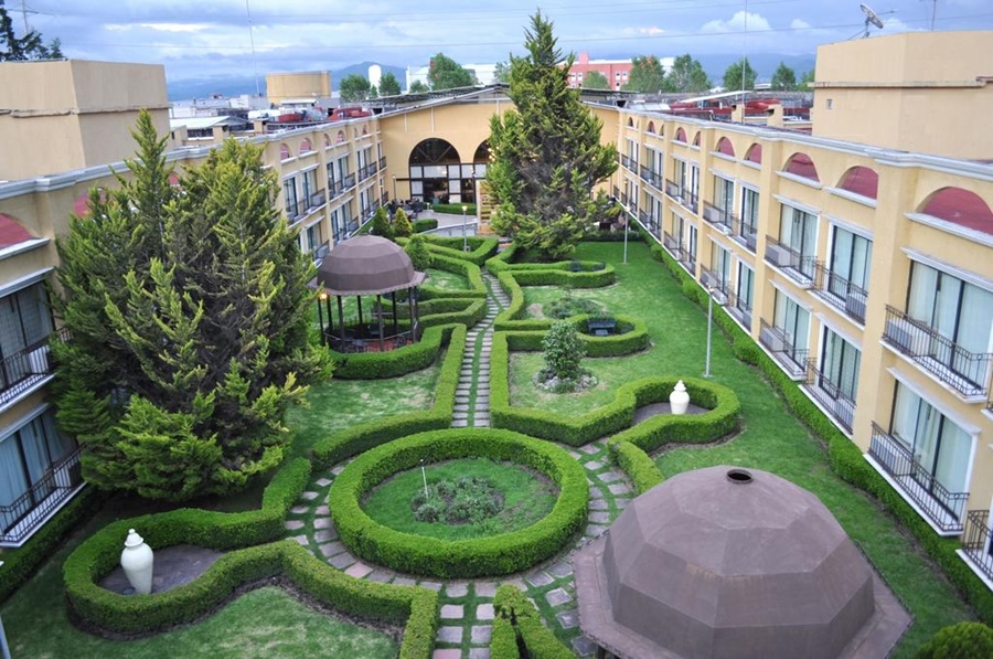 COURTYARD TOLUCA AIRPORT