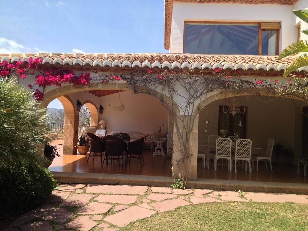 VILLA WITH 3 BEDROOMS IN JÁVEA, WITH WONDERFUL SEA
