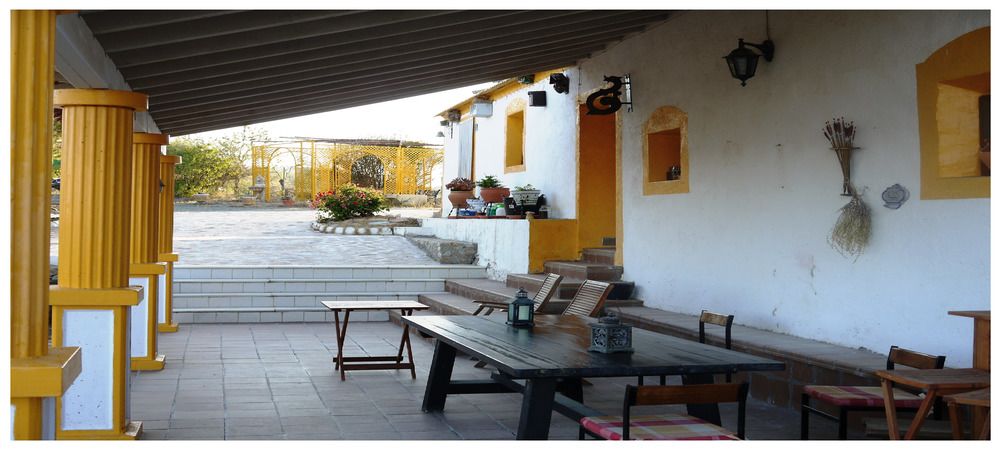 CORTIJO LOS NOPALES