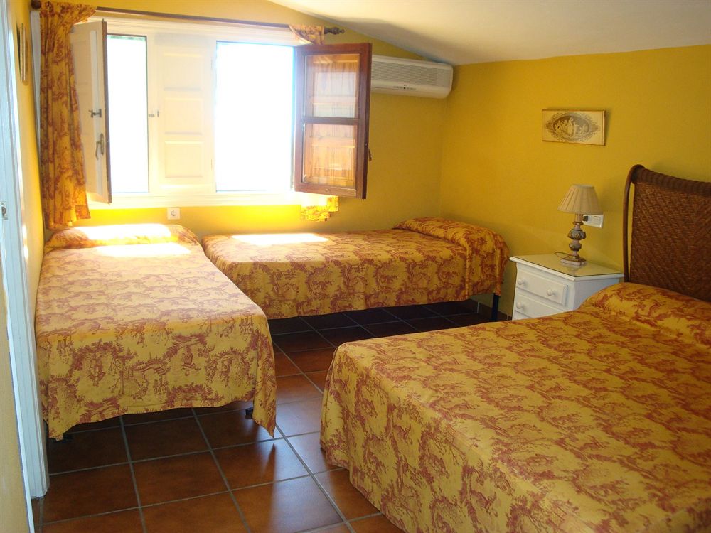 RURAL CORTIJO AMAYA - BED & BREAKFAST