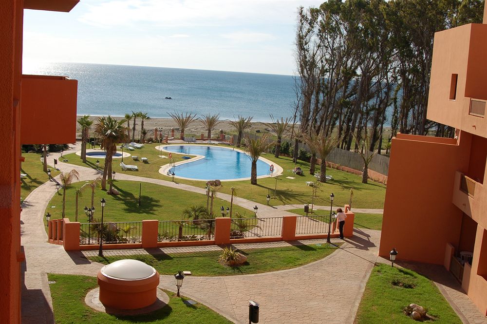 Don Juan Beach Resort - Hotel cerca del Golf La Duquesa