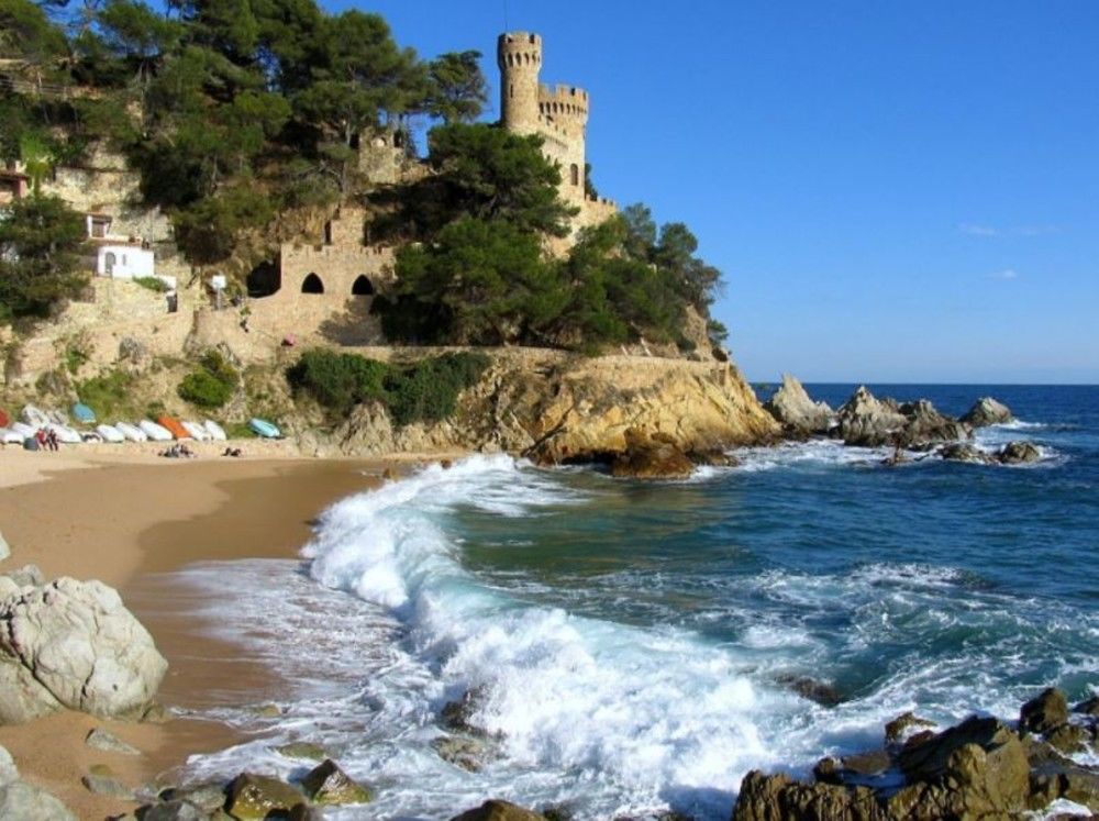 VILLA IN LLORET DE MAR - 104815 BY MO RENTALS