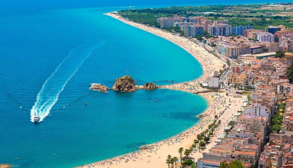 VILLA IN BLANES - 104822 BY MO RENTALS