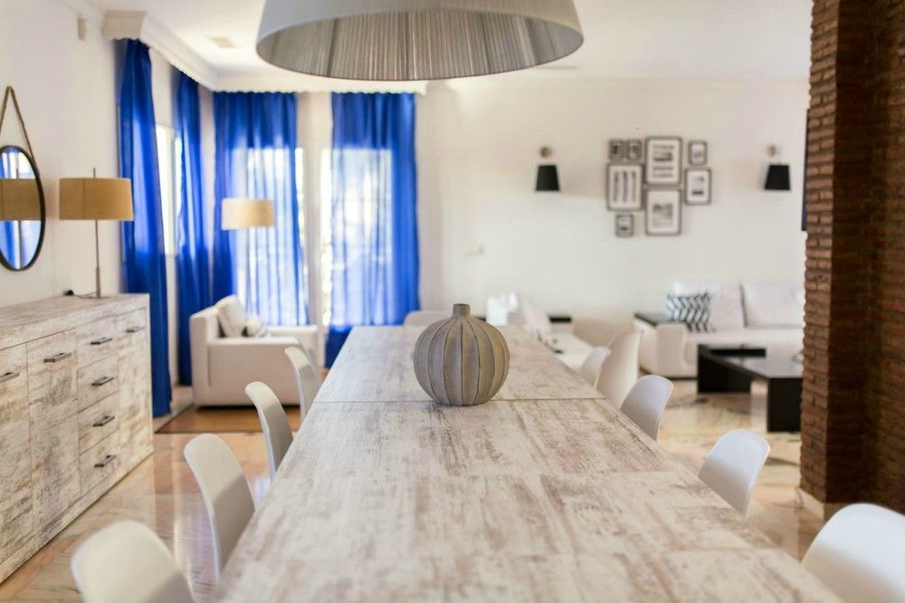 VILLA LUXURY PUERTO MARINA