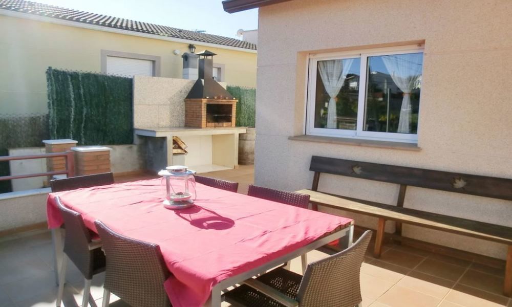 VILLA IN LLORET DE MAR BY MO RENTALS