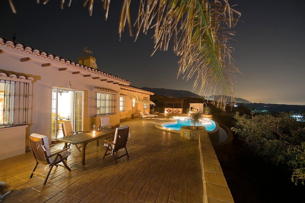 HACIENDA DOÑA GLORIA