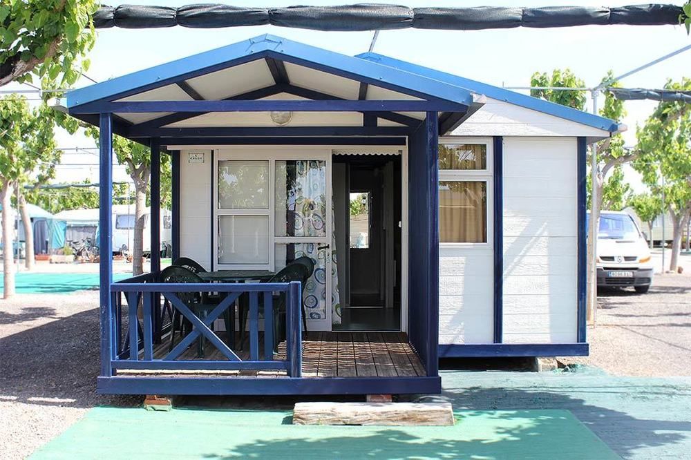 CAMPING Y BUNGALOWS MONMAR