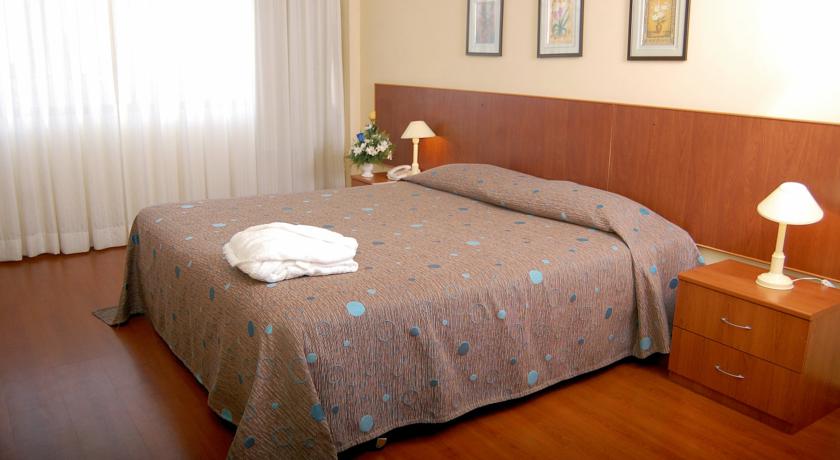 IMPERIO SUITES HOTEL