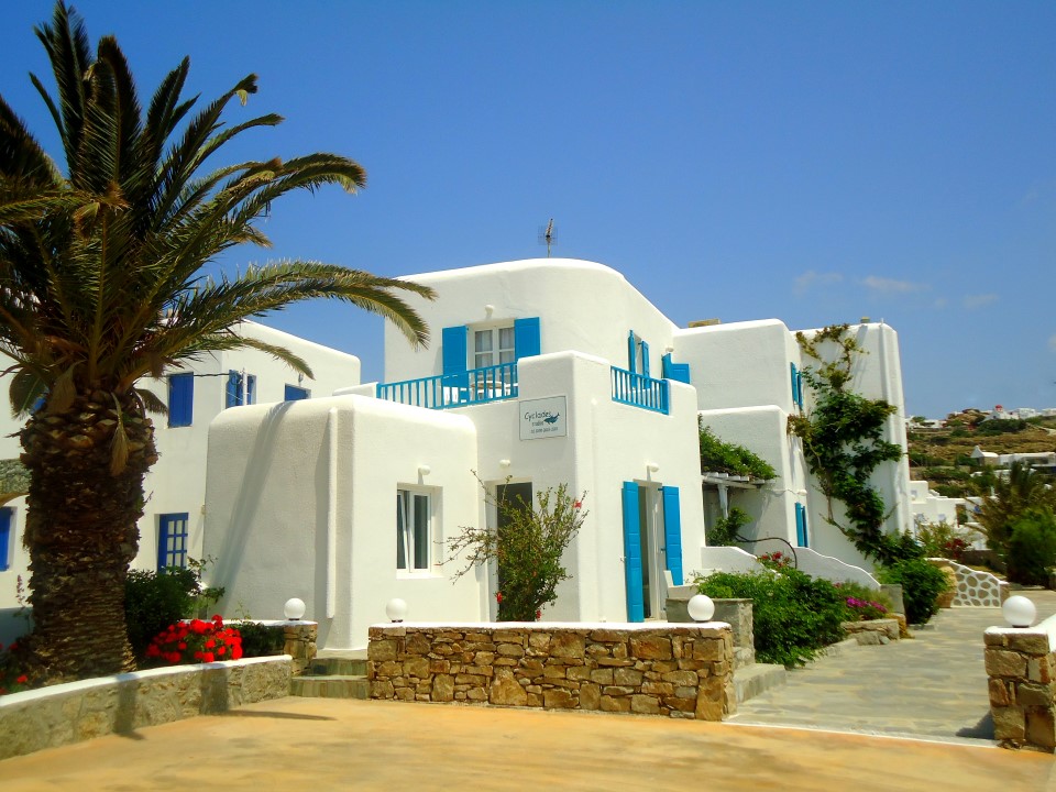 CYCLADES STUDIOS