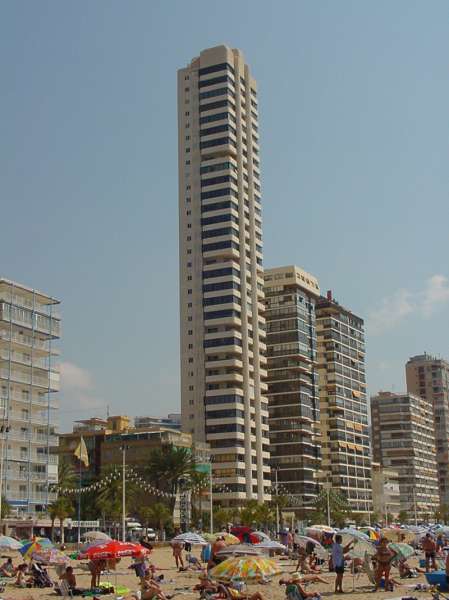 TORRE LEVANTE APTS