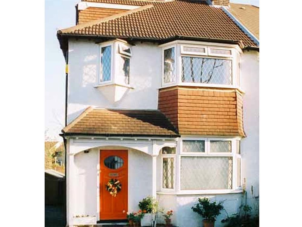 SOUTHFIELDS B&B STUDIOS