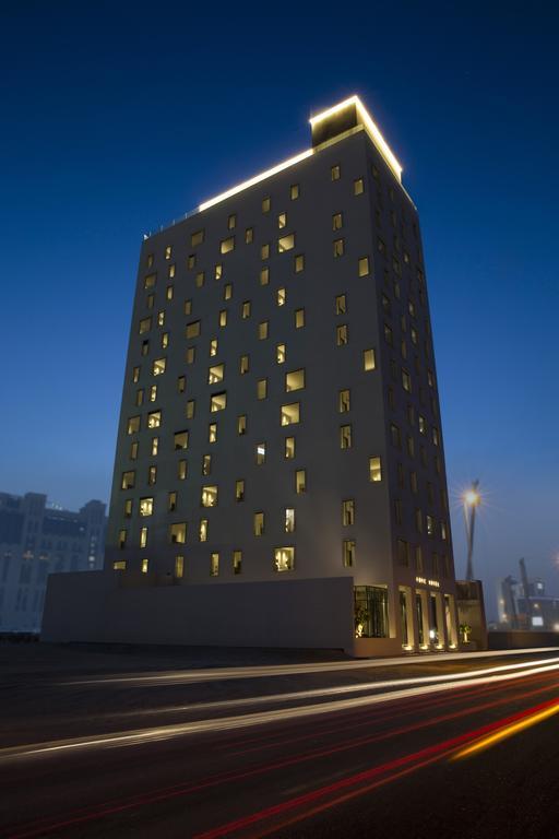 FORM HOTEL DUBAI, A MEMBER OF DESIGN HOTELS