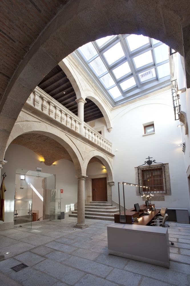 PARADOR DE CÁCERES - Hotel cerca del Palacio de las Cigüeñas