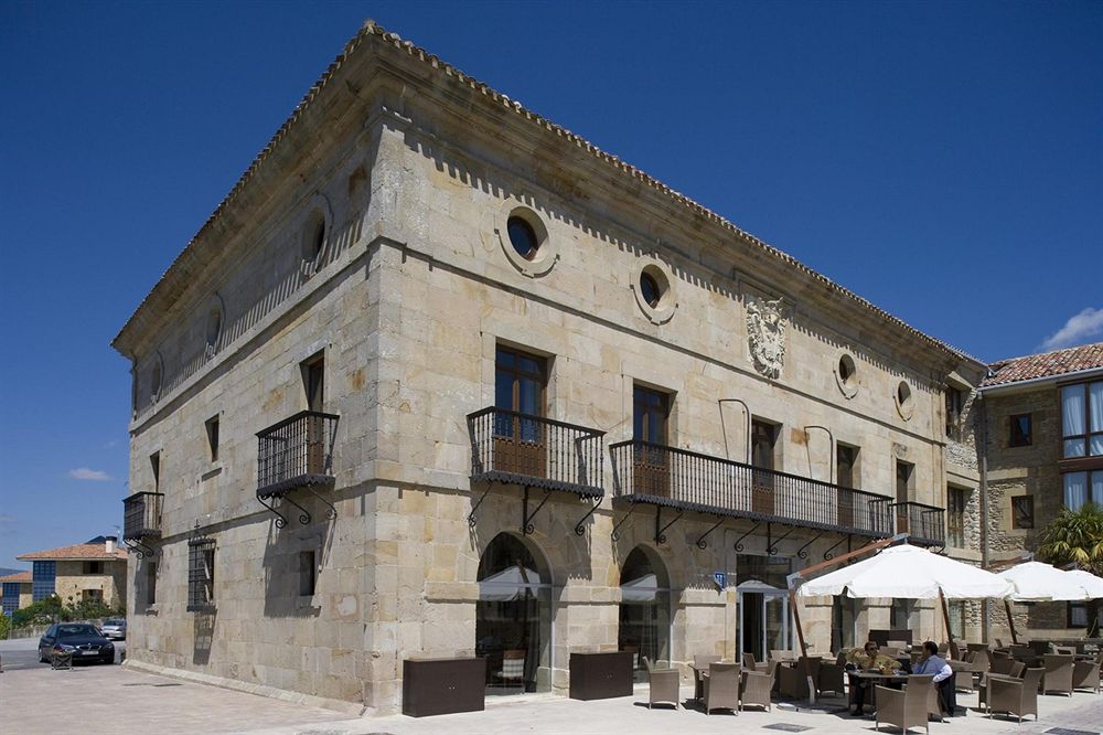 PARADOR DE ARGÓMANIZ - Hotel cerca del Club de Golf Larrabea