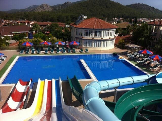 GUROL HOTEL AND APARTMENTS