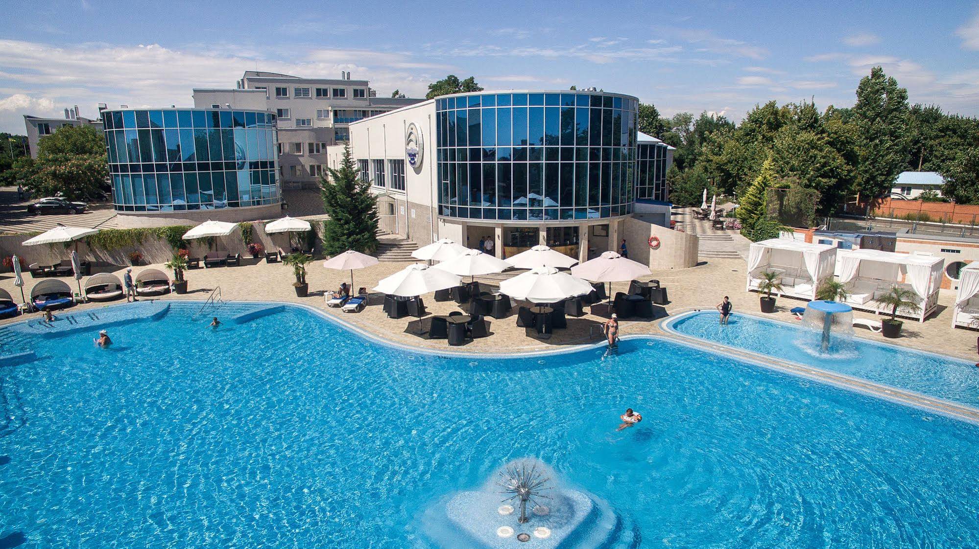 GRAND MARINE SPA