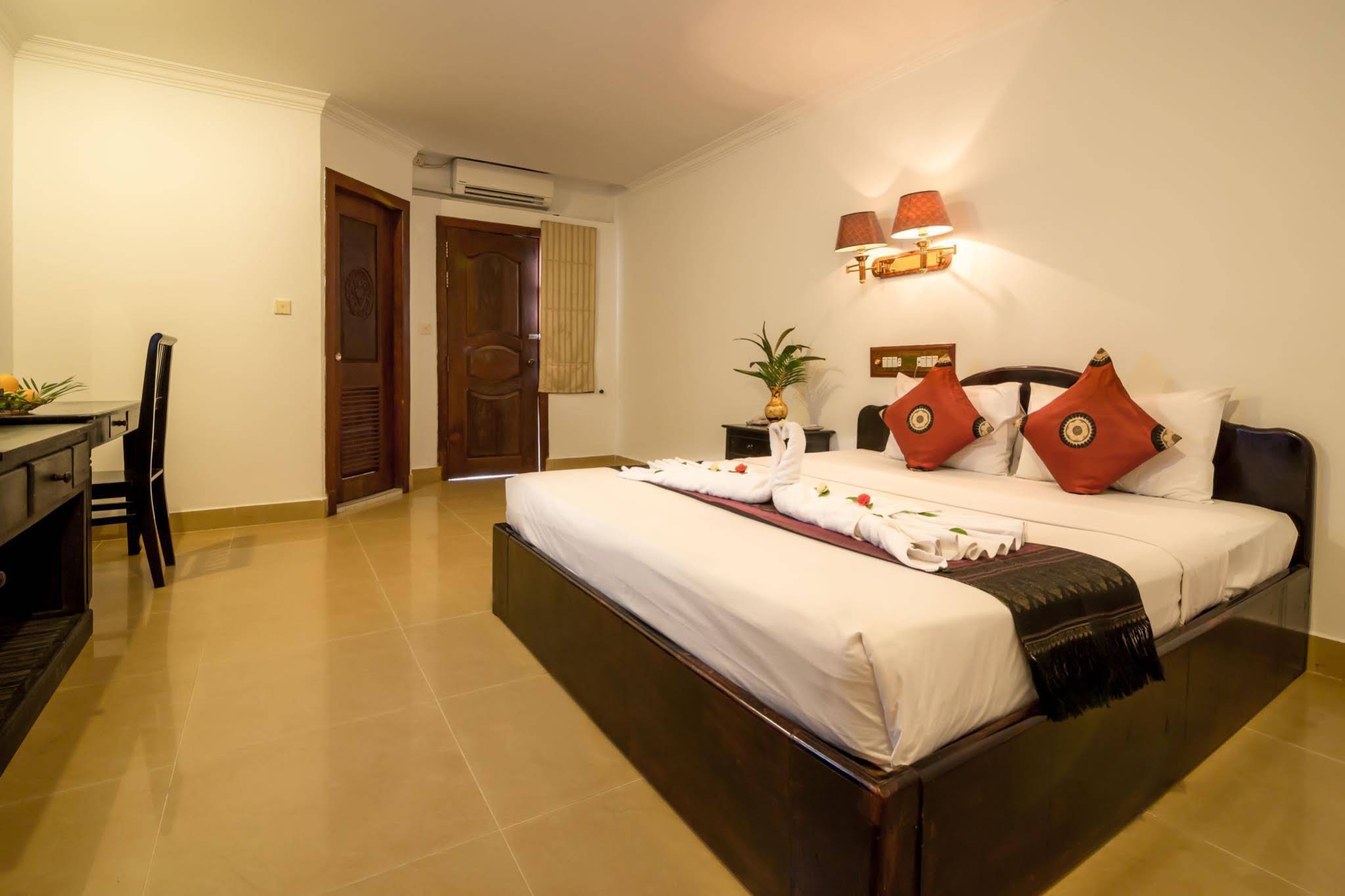 THE SIEM REAP TOWN