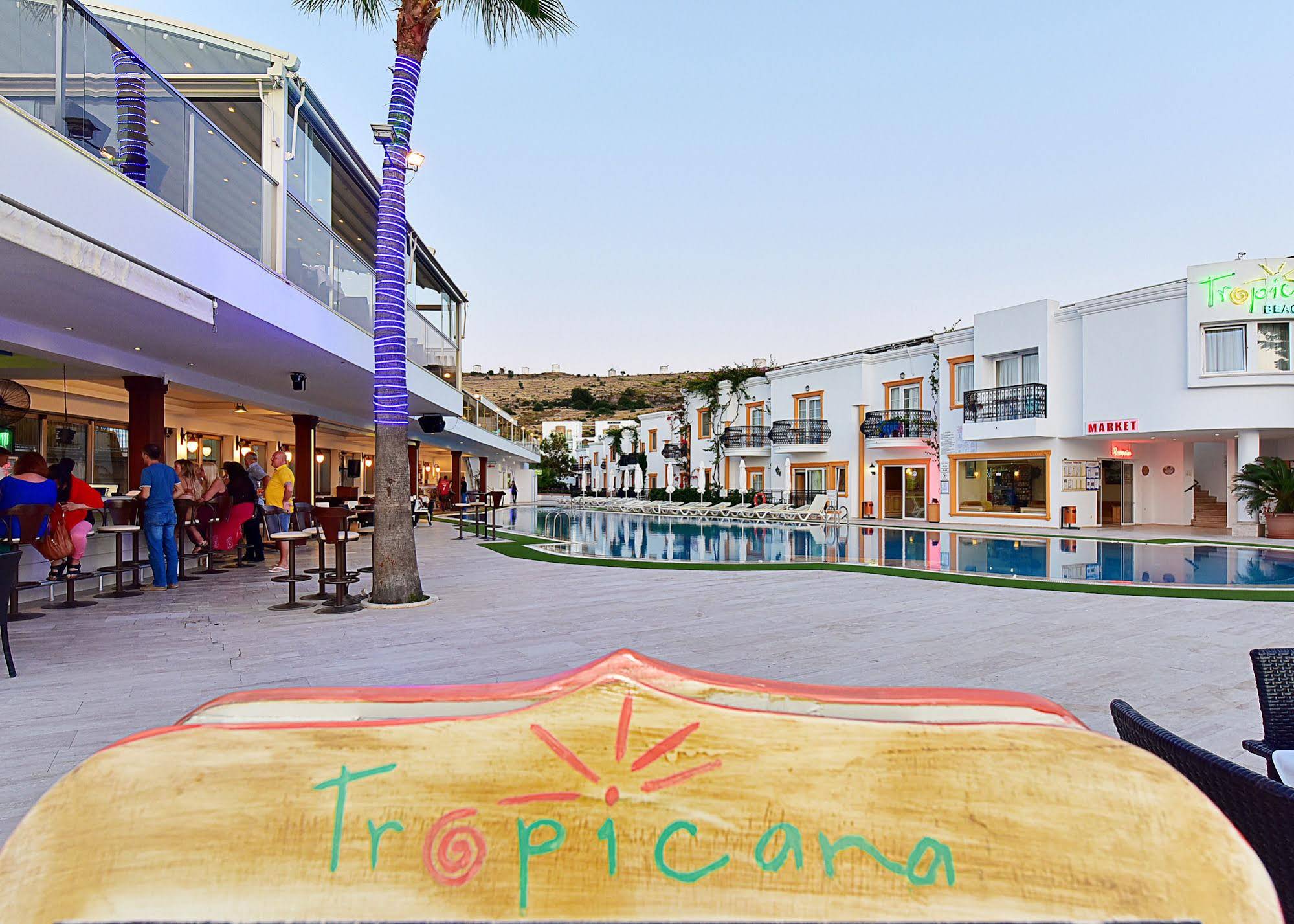 Tropicana  Beach Hotel