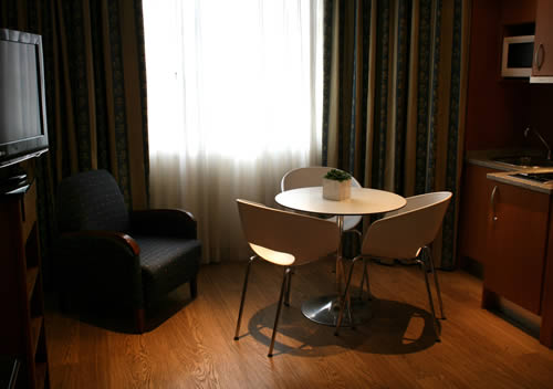 Oferta en Aparthotel Apartosuite Principe Pio en Madrid