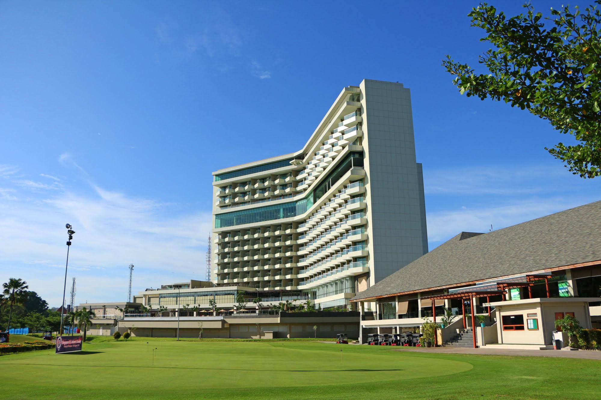 RADISSON GOLF & CONVENTION CENTER BATAM