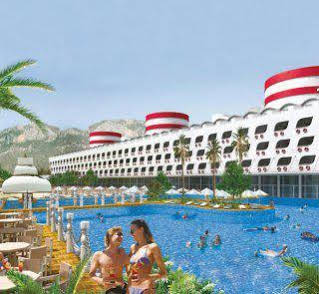 TRANSATLANTIK HOTEL & SPA